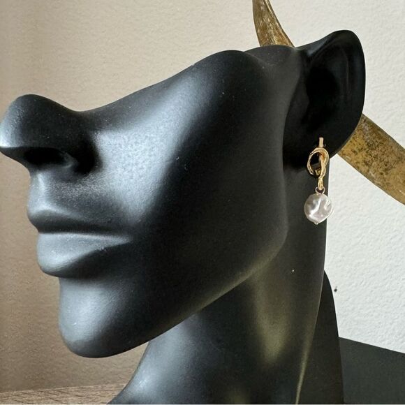 Vintage style pearl earrings A966 - Picture 6 of 6